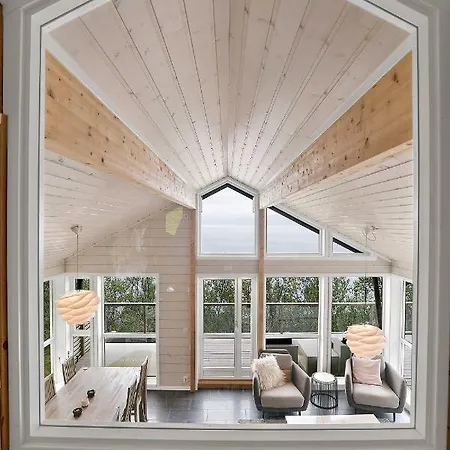 Lyngen Cabin
