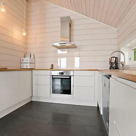 Lyngen Cabin