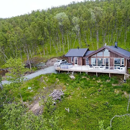 Lyngen Cabin * Nord-Lenangen