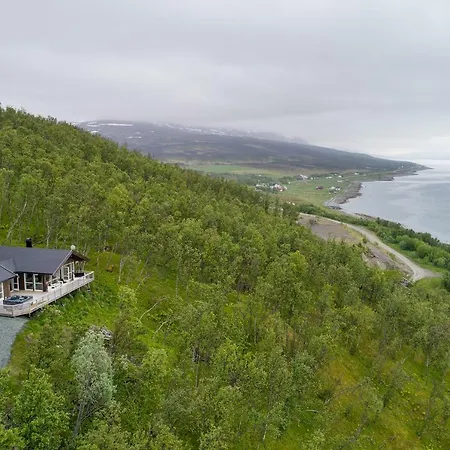 Lyngen Cabin 펜션 *